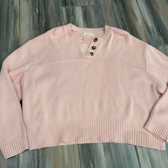 LA Hearts by PacSun Sweaters - Pink cropped sweater with button detail Size XS